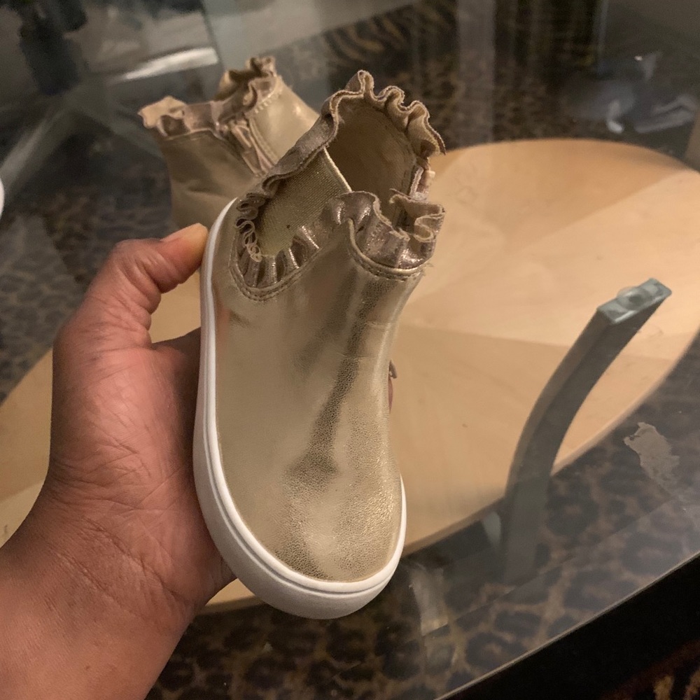 Baby girl shoe